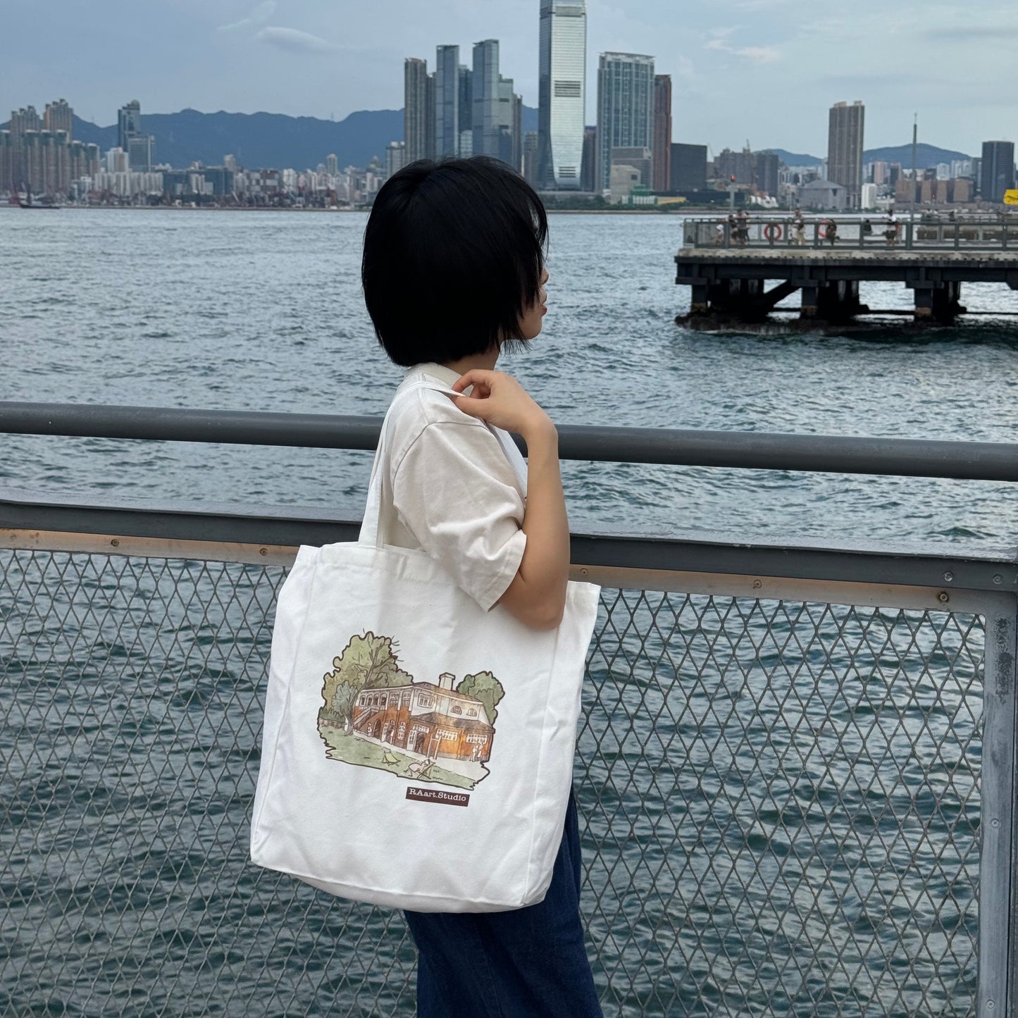 oil street tote bag